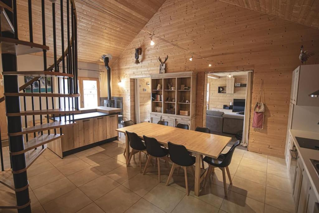 Gite Jura Mina Chalet Au Milieu De La Nature Villa Ney Exterior foto